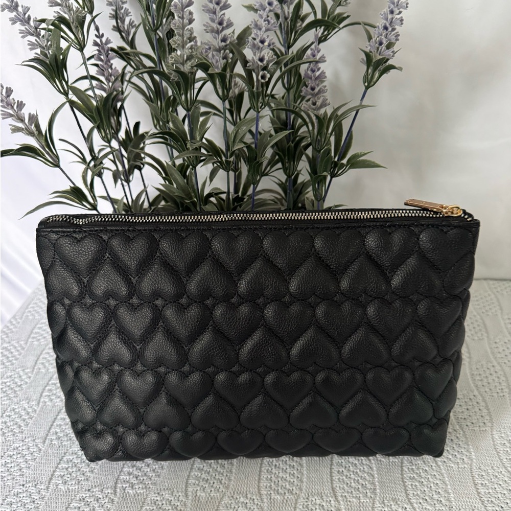 Betsey Johnson Black Quilted Heart Cosmetic Bag with Gold Plate - Picture 2 of 3